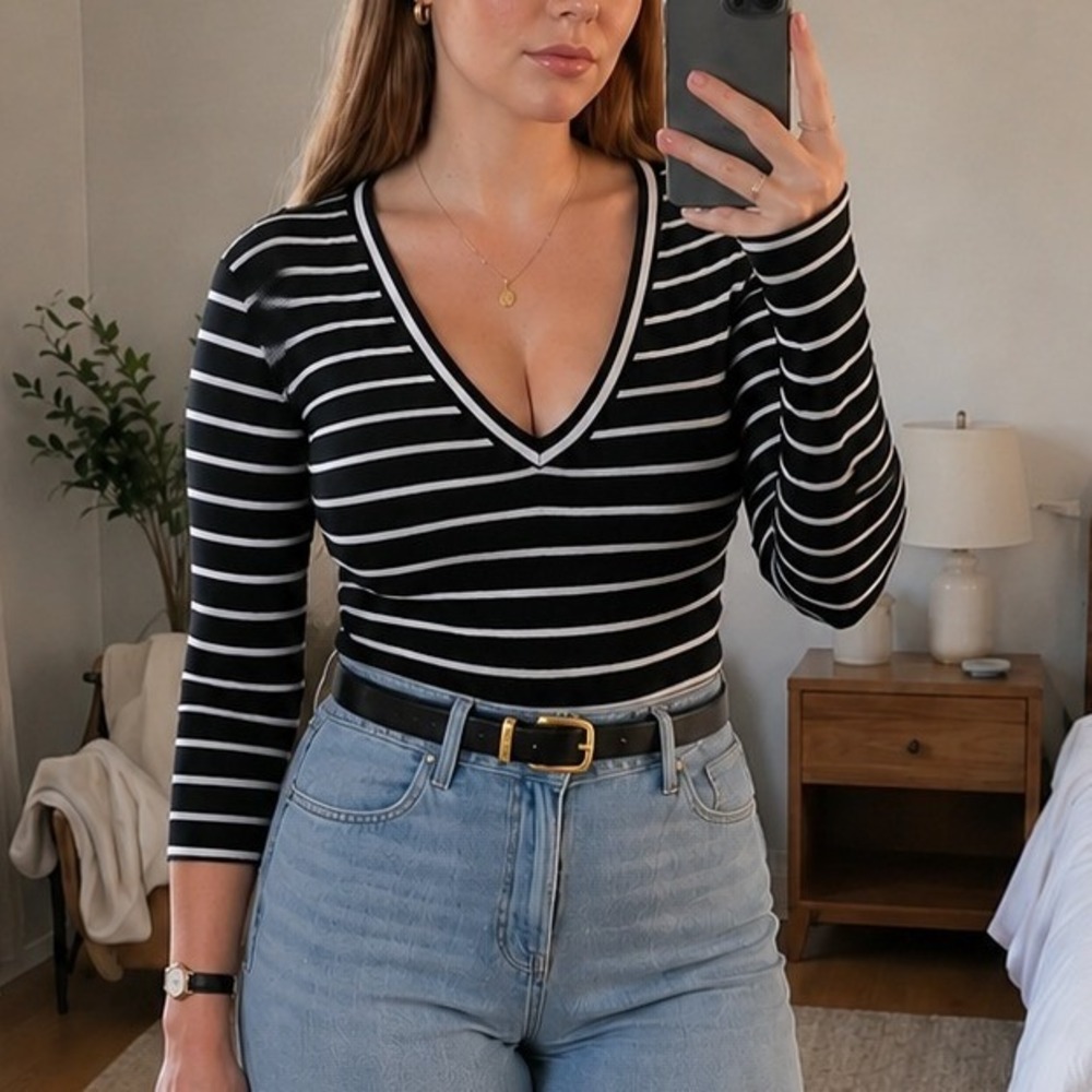 Nasty Gal Womens Striped Top 12 Black White‎ V-Neck Long Sleeve Parisian Ptreppy